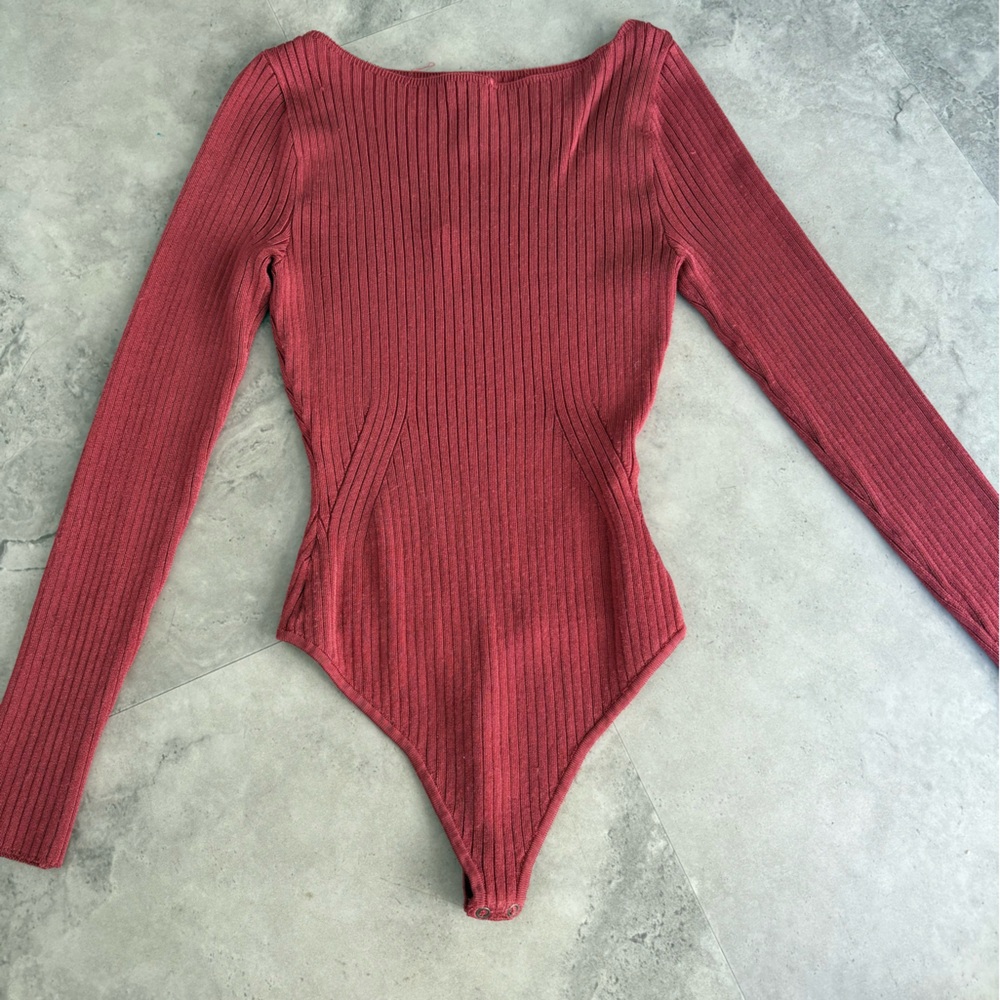 Abercrombie & Fitch Ribbed Knit Top in Deep Red